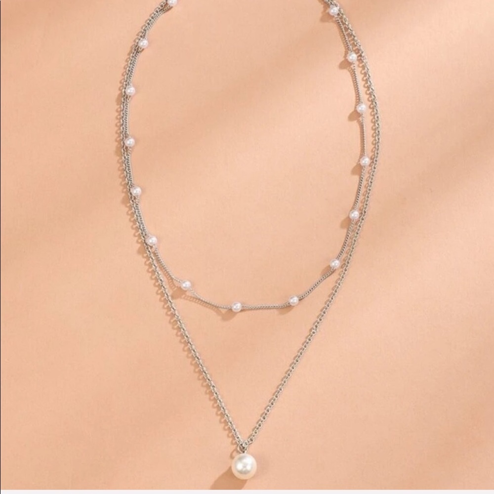 Silver dainty peal layered necklace
